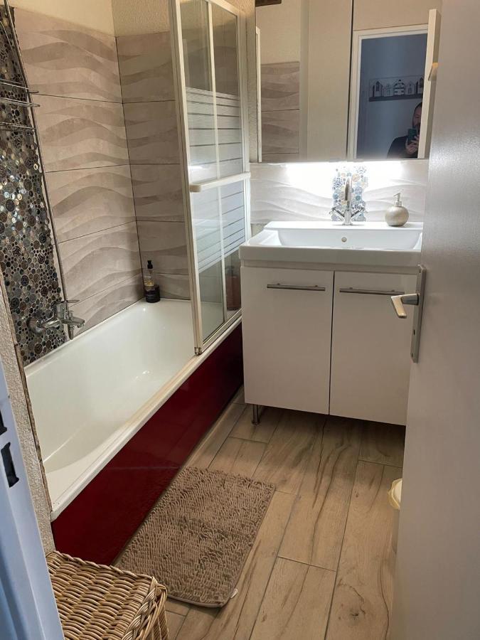 Appartement F3 Avec Jolie Vue Ле-Баркарес Екстер'єр фото
